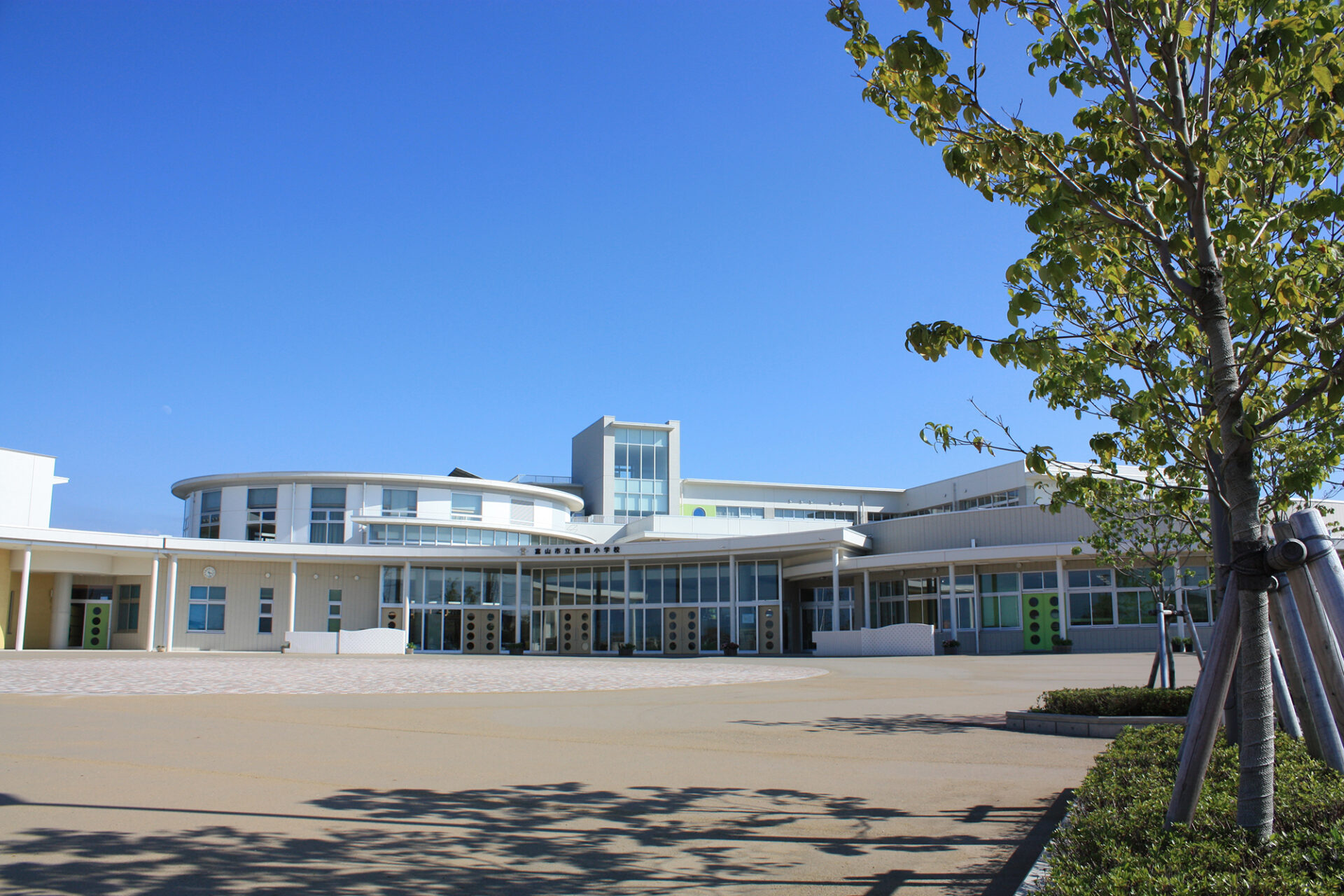 富山市立豊田小学校 福見建築設計事務所 FUKUMI architecs & associates Co.,LTD