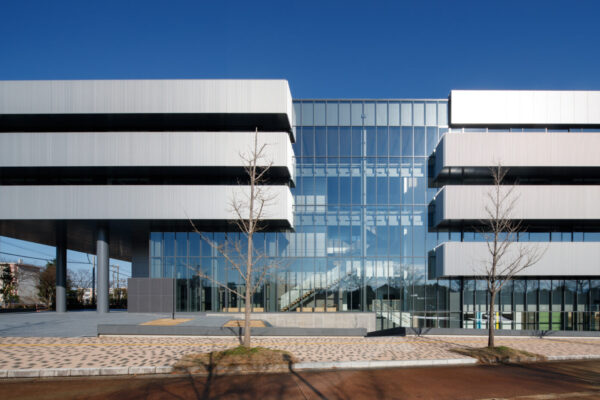 富山県立大学情報工学研究棟 サムネイル